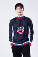 Half zip sweatshirt